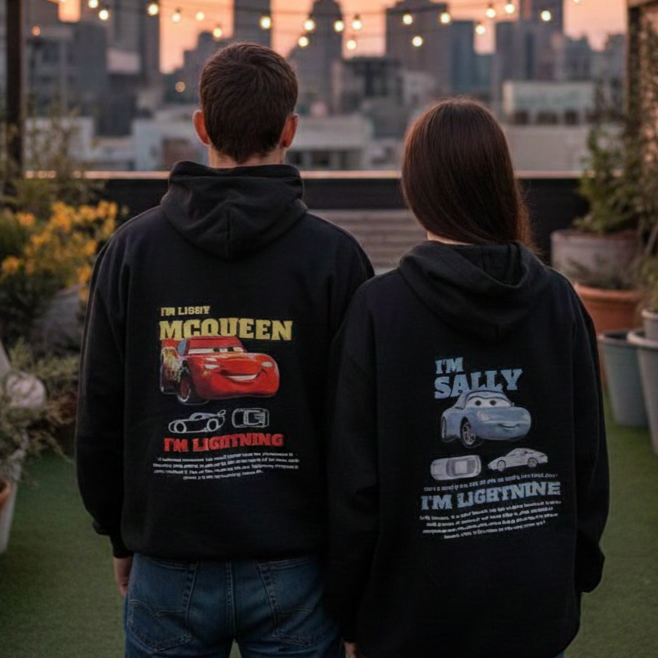 Conjunto Moletom de Casal – Carros “McQueen & Sally” (Estampa Frente e Costas)